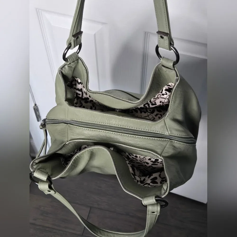 NWOT Jessica Simpson Charlie Hobo Bag – Loden Green